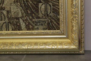 Гобелен «Адель. Г. Климт» с золотыми нитями размер 80*83 в багетной рамке